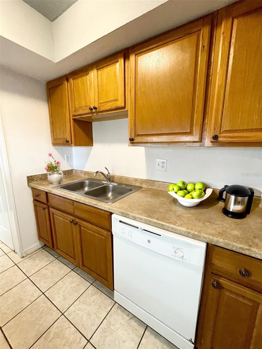 Image 3 of 17 For 1040 Buena Vista Drive 1036