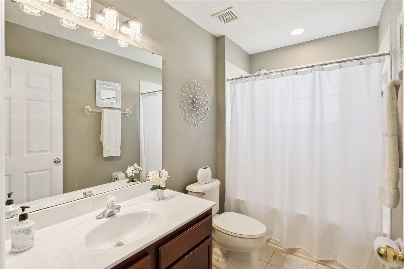 Image 16 of 20 For 7506 Cranes Creek Court 30