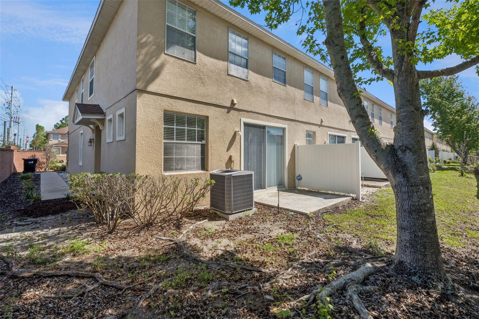 Image 19 of 20 For 7506 Cranes Creek Court 30