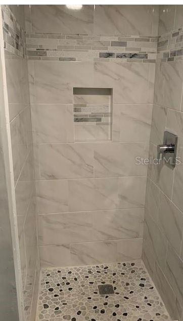 Image 7 of 17 For 6020 Peregrine Avenue 20b