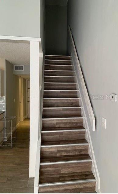 Image 9 of 17 For 6020 Peregrine Avenue 20b