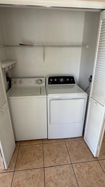 Image 11 of 21 For 527 Azinger Circle