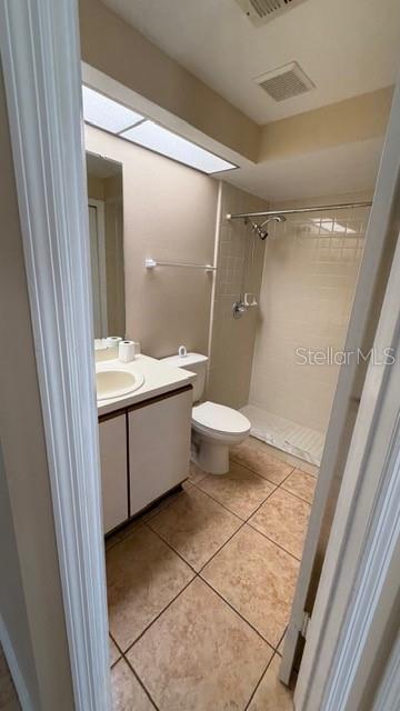 Image 19 of 21 For 527 Azinger Circle