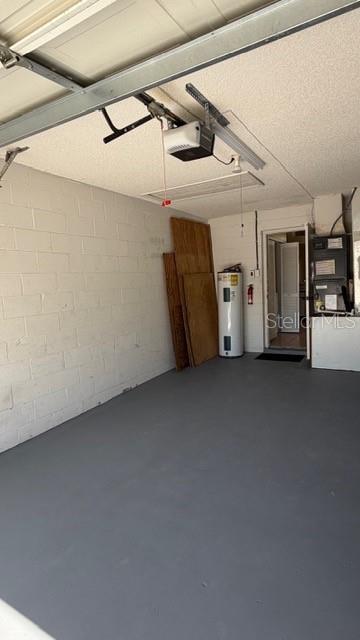 Image 3 of 21 For 527 Azinger Circle