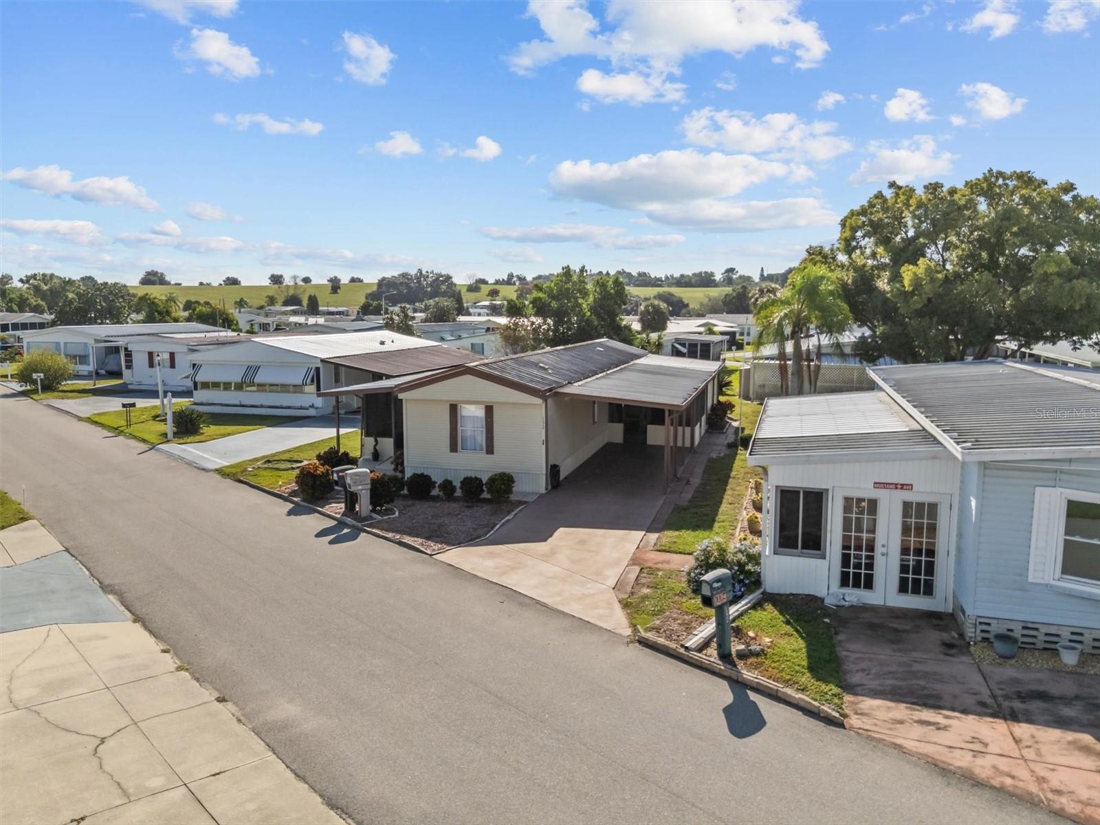 Image 29 of 35 For 132 Orangewood Drive 68