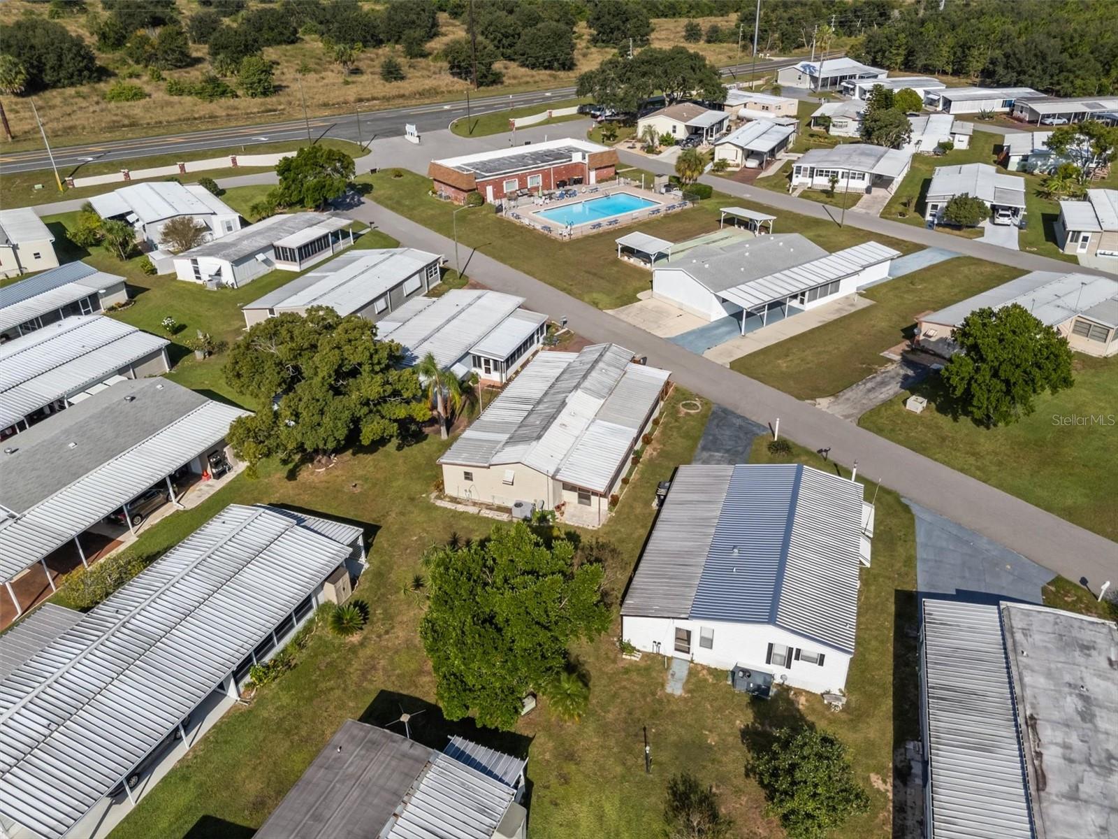 Image 31 of 35 For 132 Orangewood Drive 68