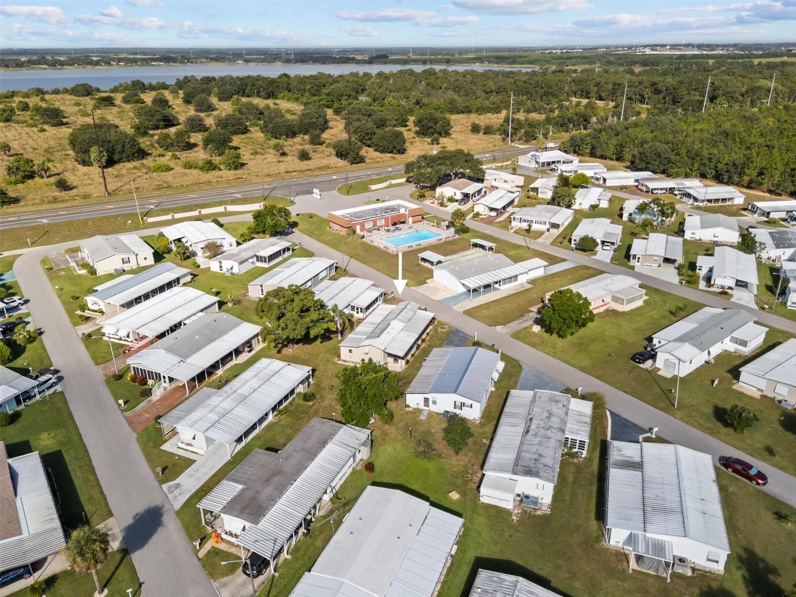 Image 7 of 35 For 132 Orangewood Drive 68