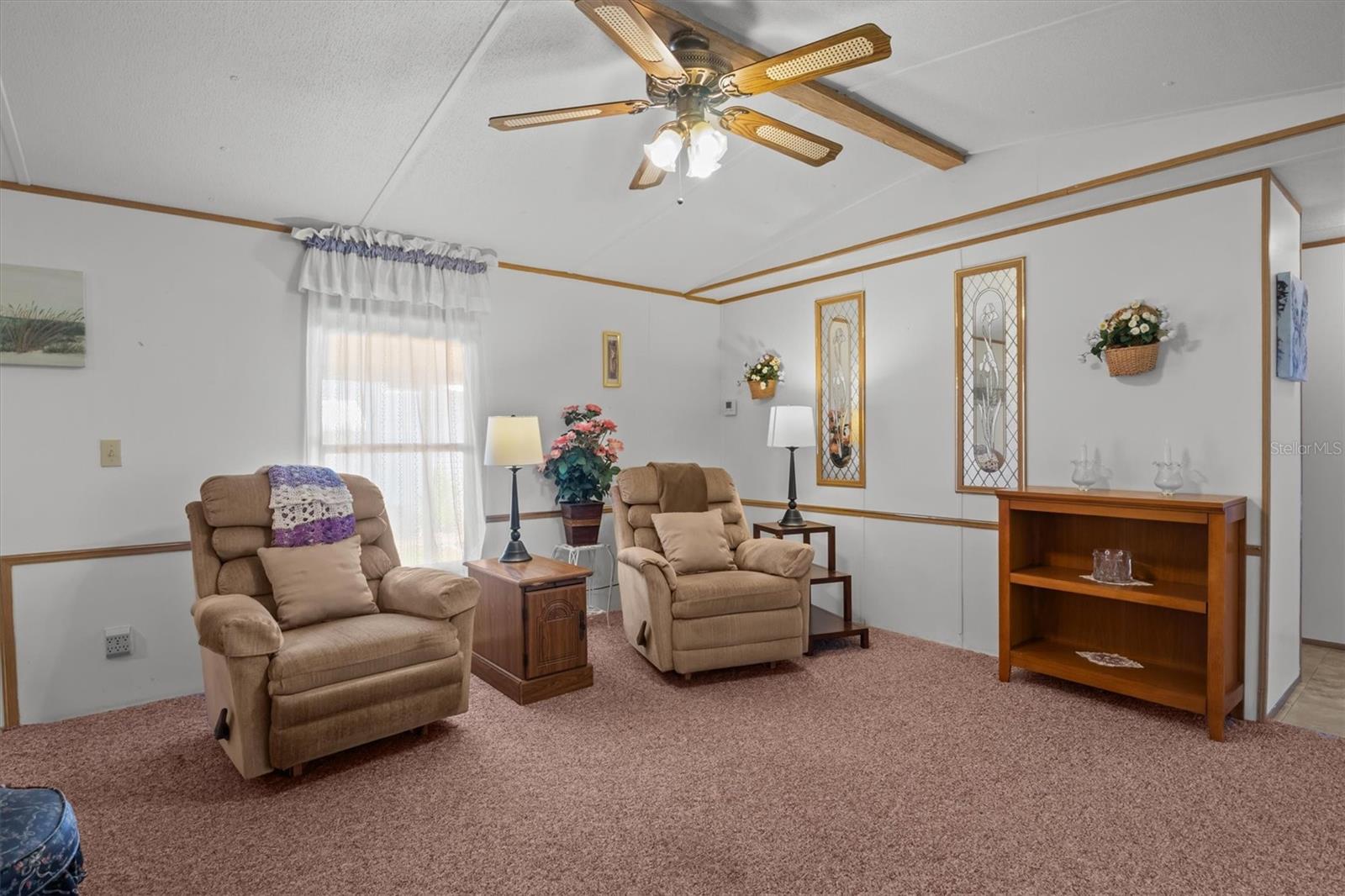 Image 8 of 35 For 132 Orangewood Drive 68