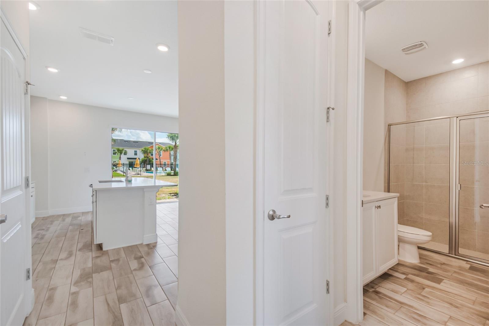 Image 12 of 46 For 2915 Castaway Lane