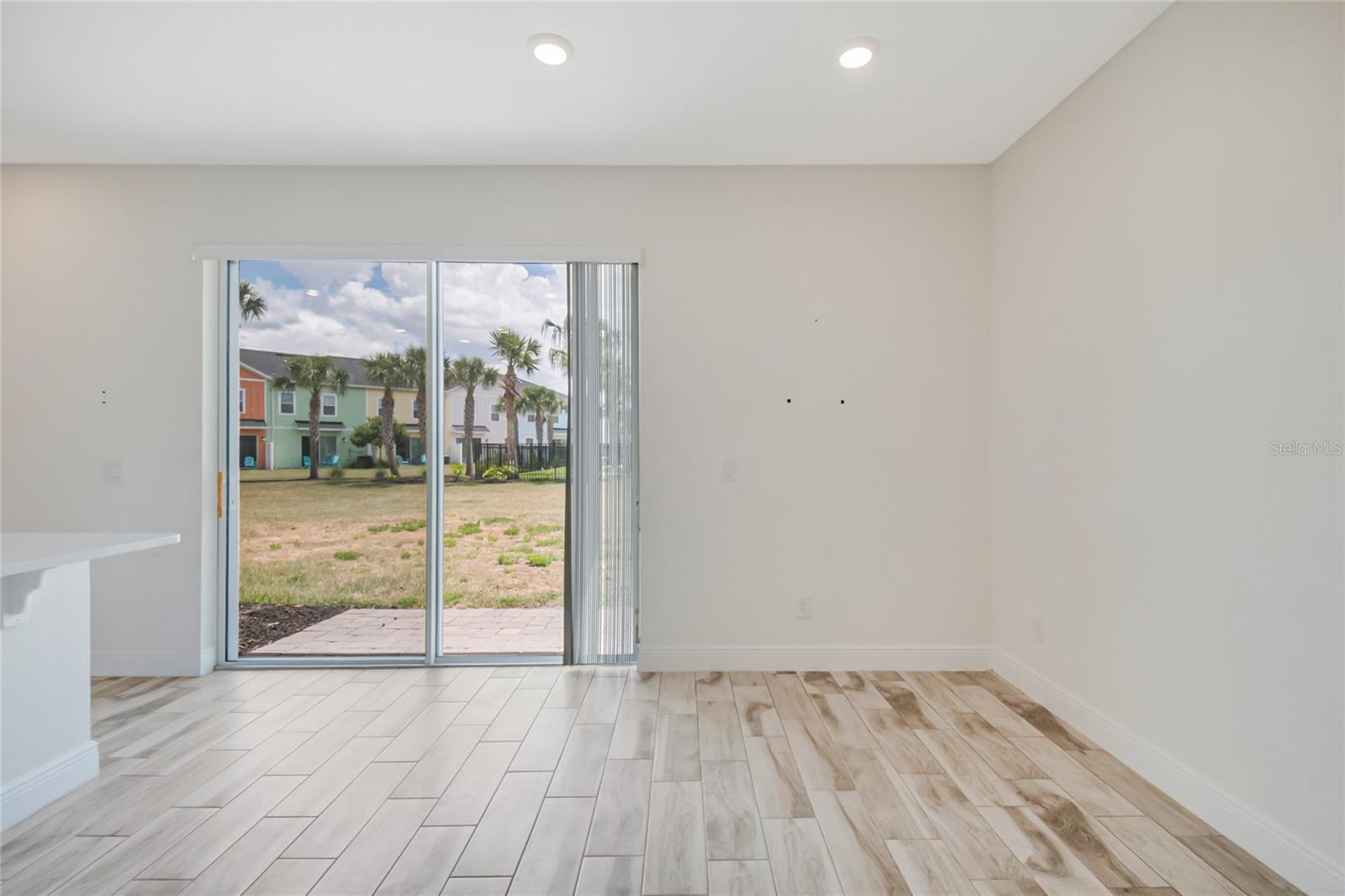 Image 19 of 46 For 2915 Castaway Lane