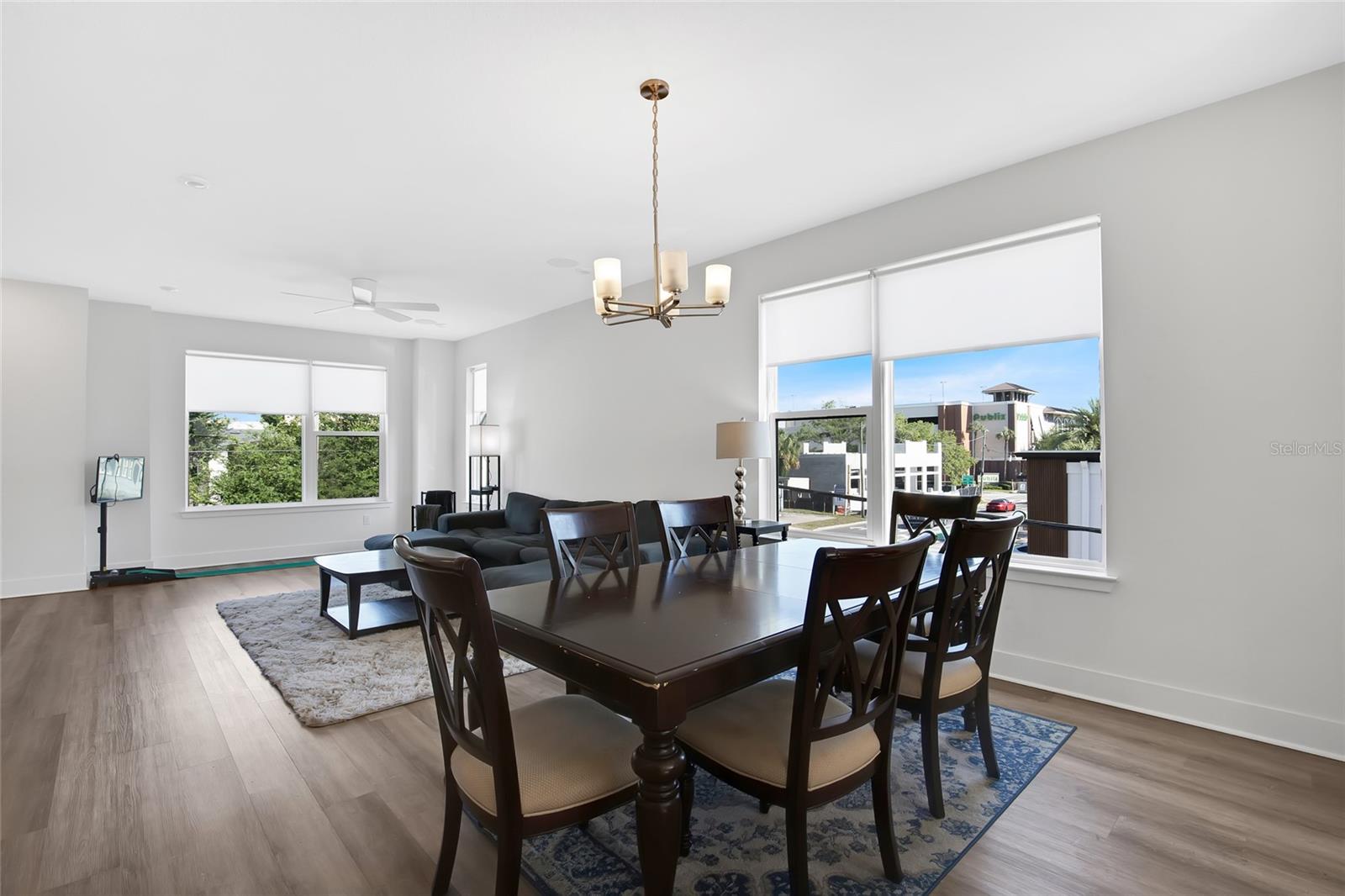 Image 9 of 35 For 2506 Cleveland Street 9