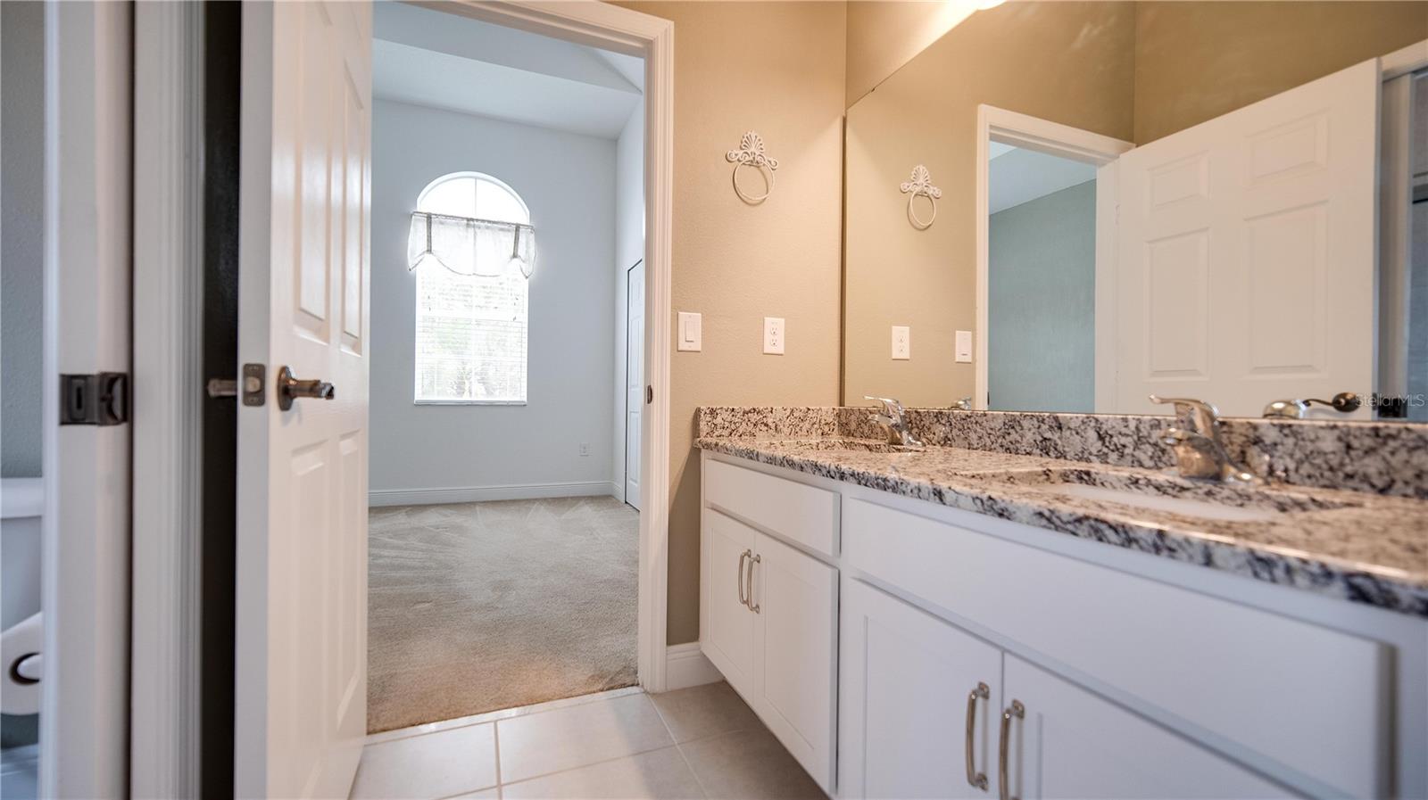 Image 14 of 24 For 16760 Meadows Street