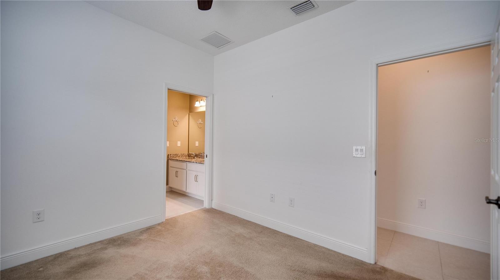 Image 16 of 24 For 16760 Meadows Street