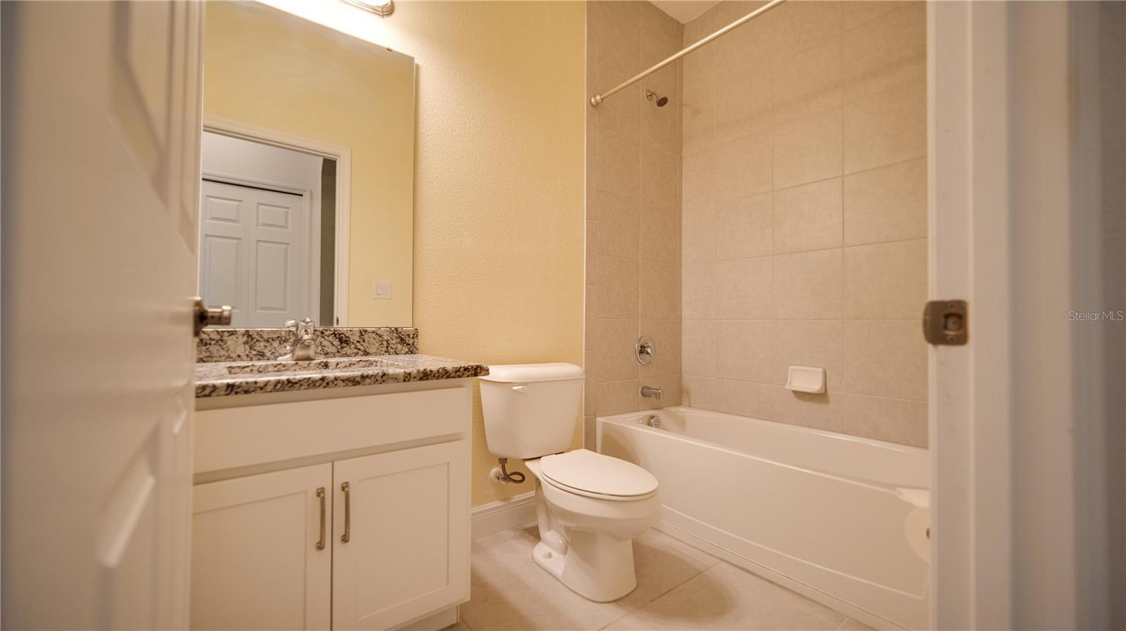 Image 19 of 24 For 16760 Meadows Street