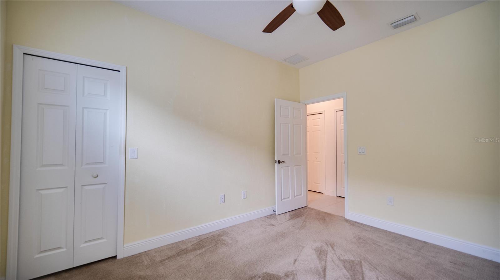 Image 20 of 24 For 16760 Meadows Street