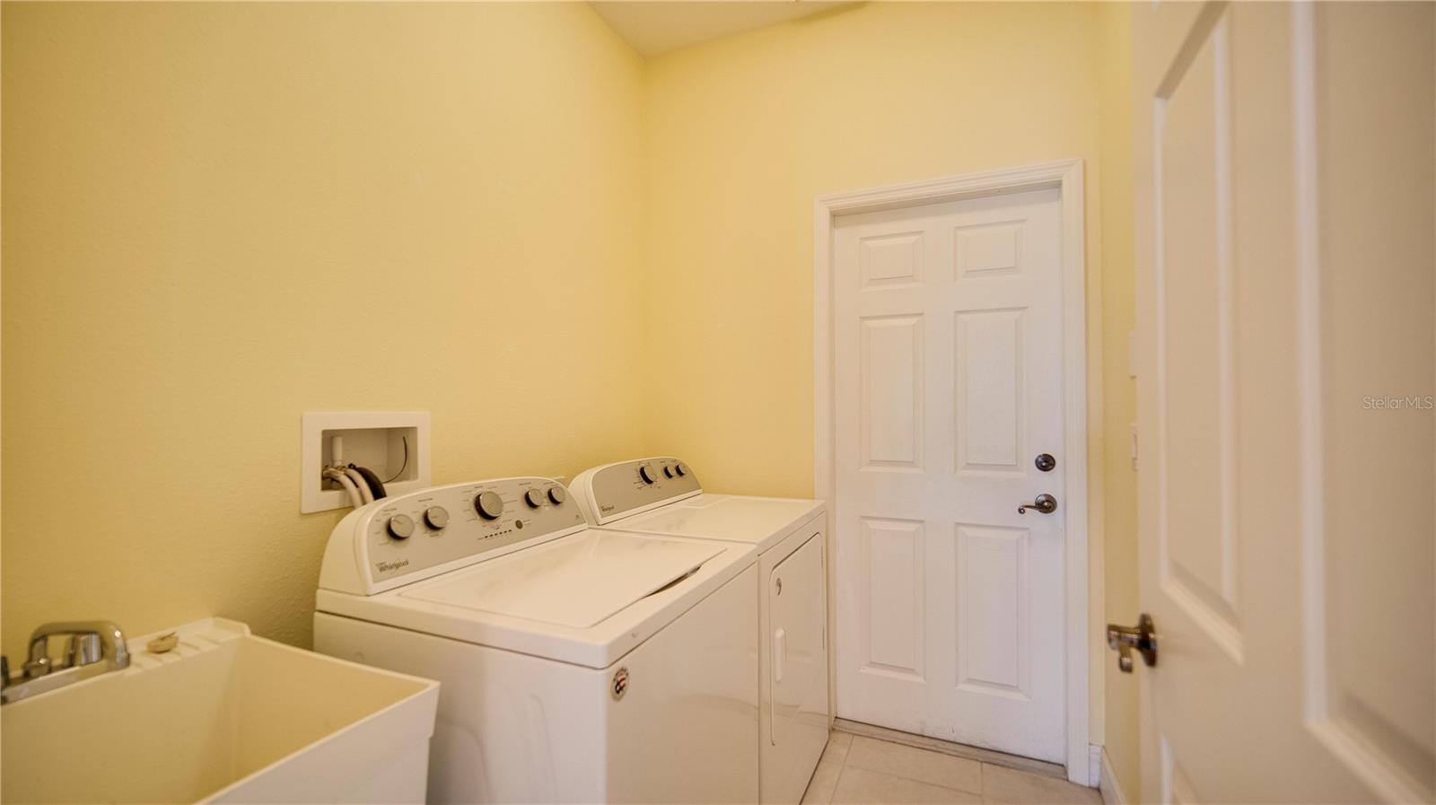 Image 22 of 24 For 16760 Meadows Street