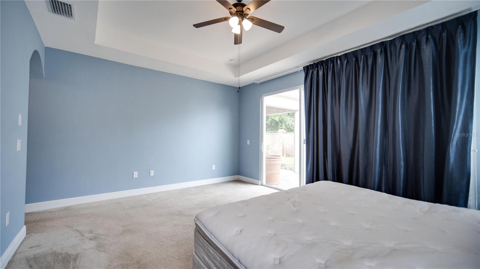 Image 9 of 24 For 16760 Meadows Street