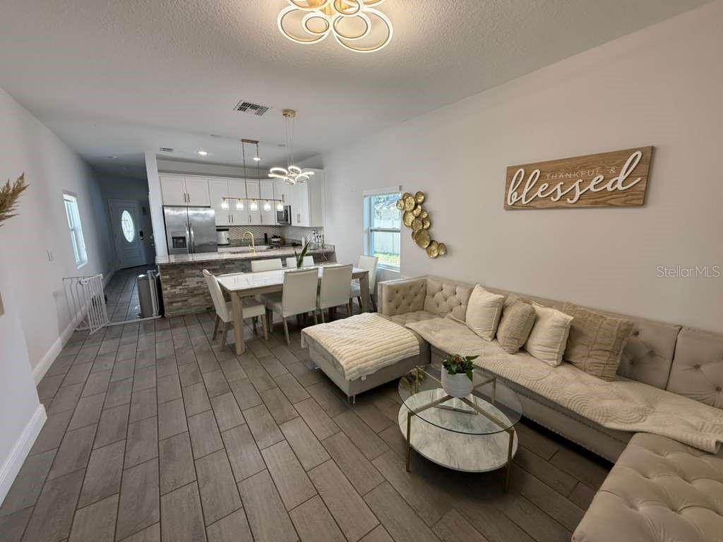 Image 20 of 37 For 408 Finley Avenue