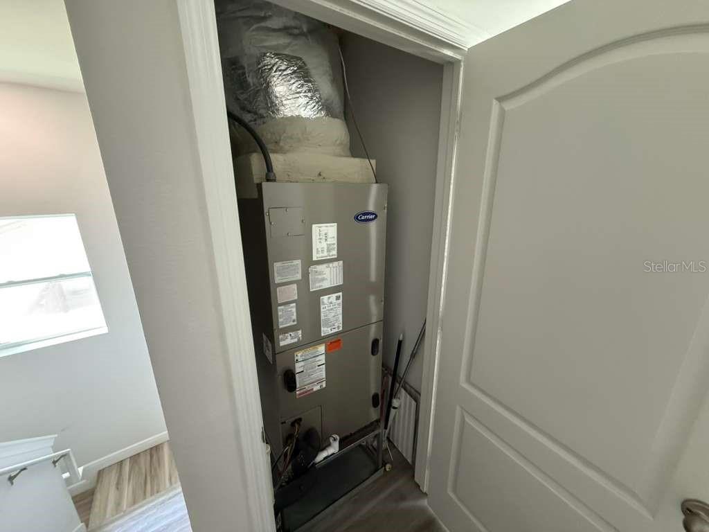 Image 28 of 37 For 408 Finley Avenue