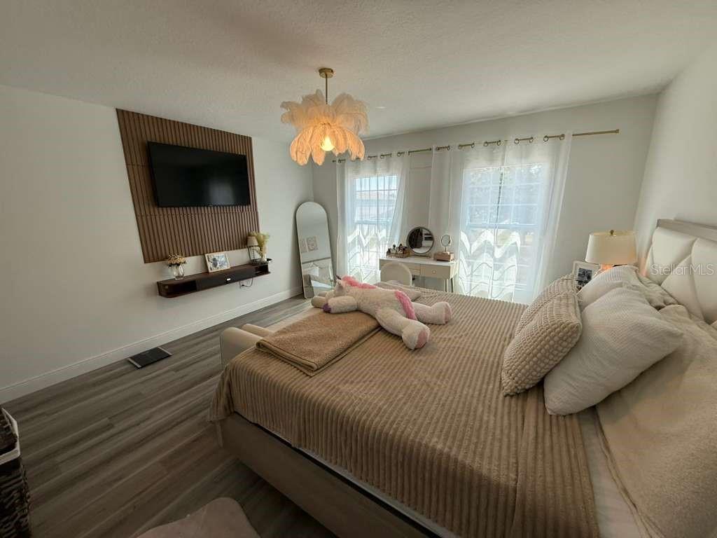 Image 30 of 37 For 408 Finley Avenue