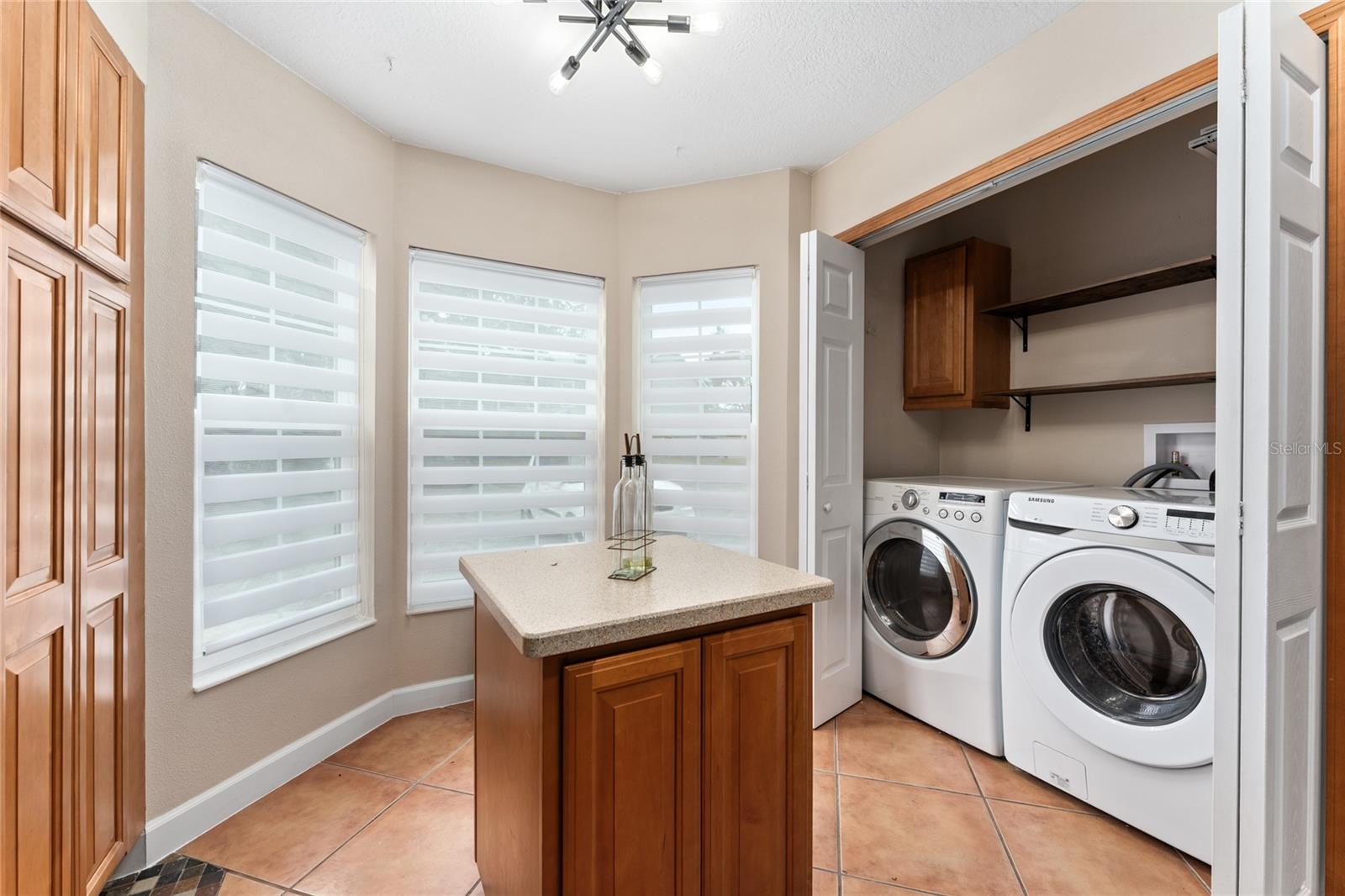 Image 11 of 26 For 4467 Brook Hollow Circle