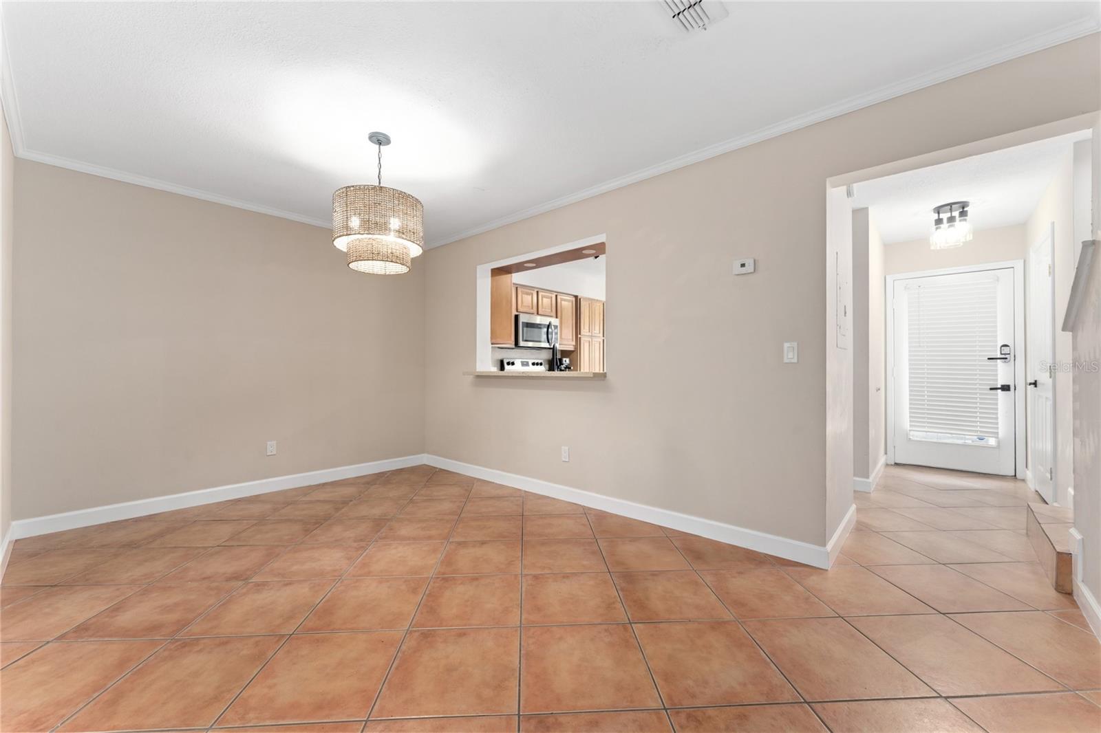 Image 4 of 26 For 4467 Brook Hollow Circle