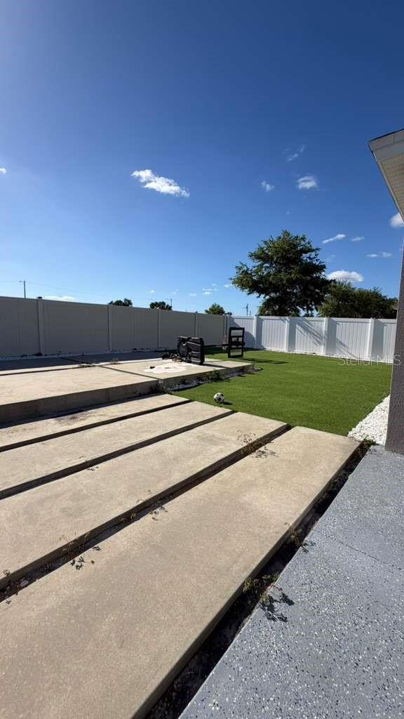 Image 22 of 26 For 209 Citrus Pointe Drive