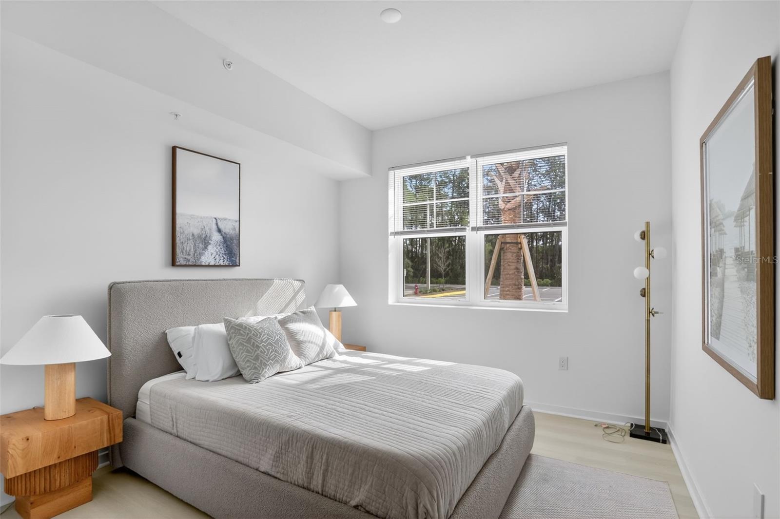 Image 4 of 13 For 5592 Pga Boulevard 101