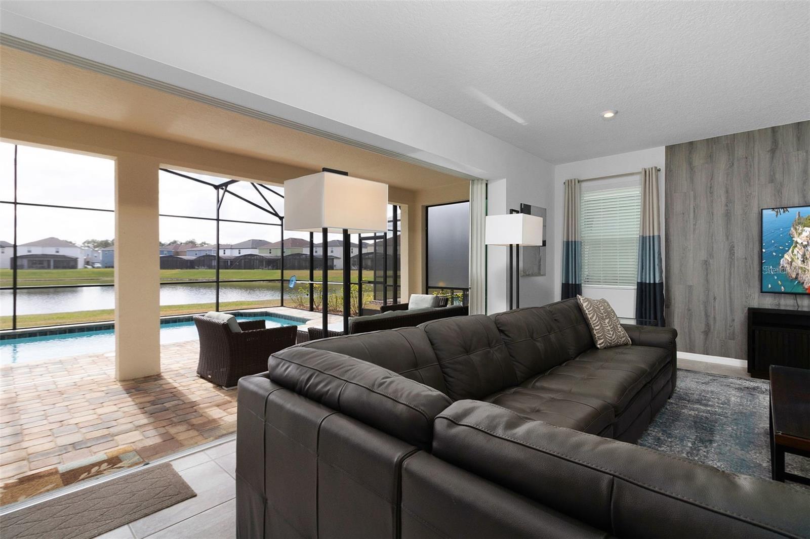 Image 21 of 84 For 8904 Caroline Bay Court