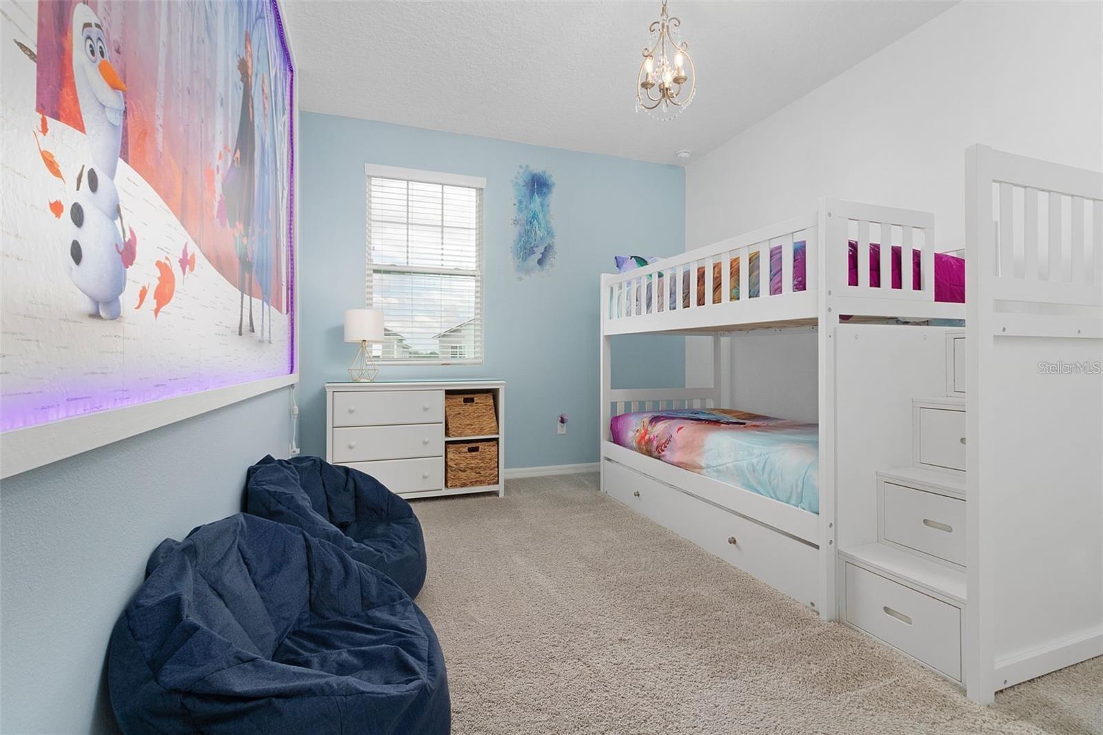 Image 38 of 84 For 8904 Caroline Bay Court