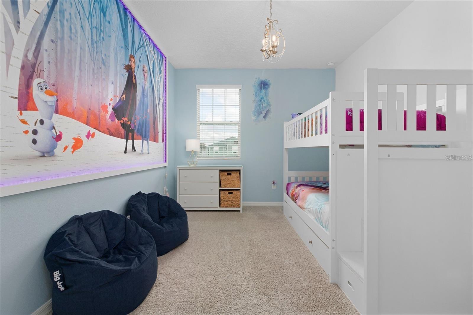 Image 40 of 84 For 8904 Caroline Bay Court