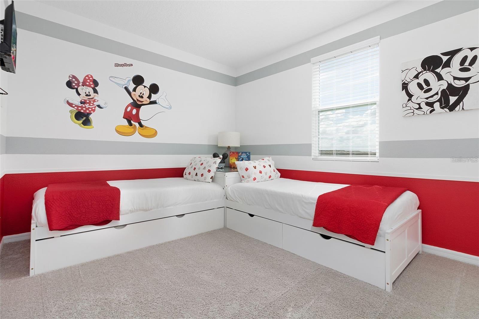 Image 55 of 84 For 8904 Caroline Bay Court