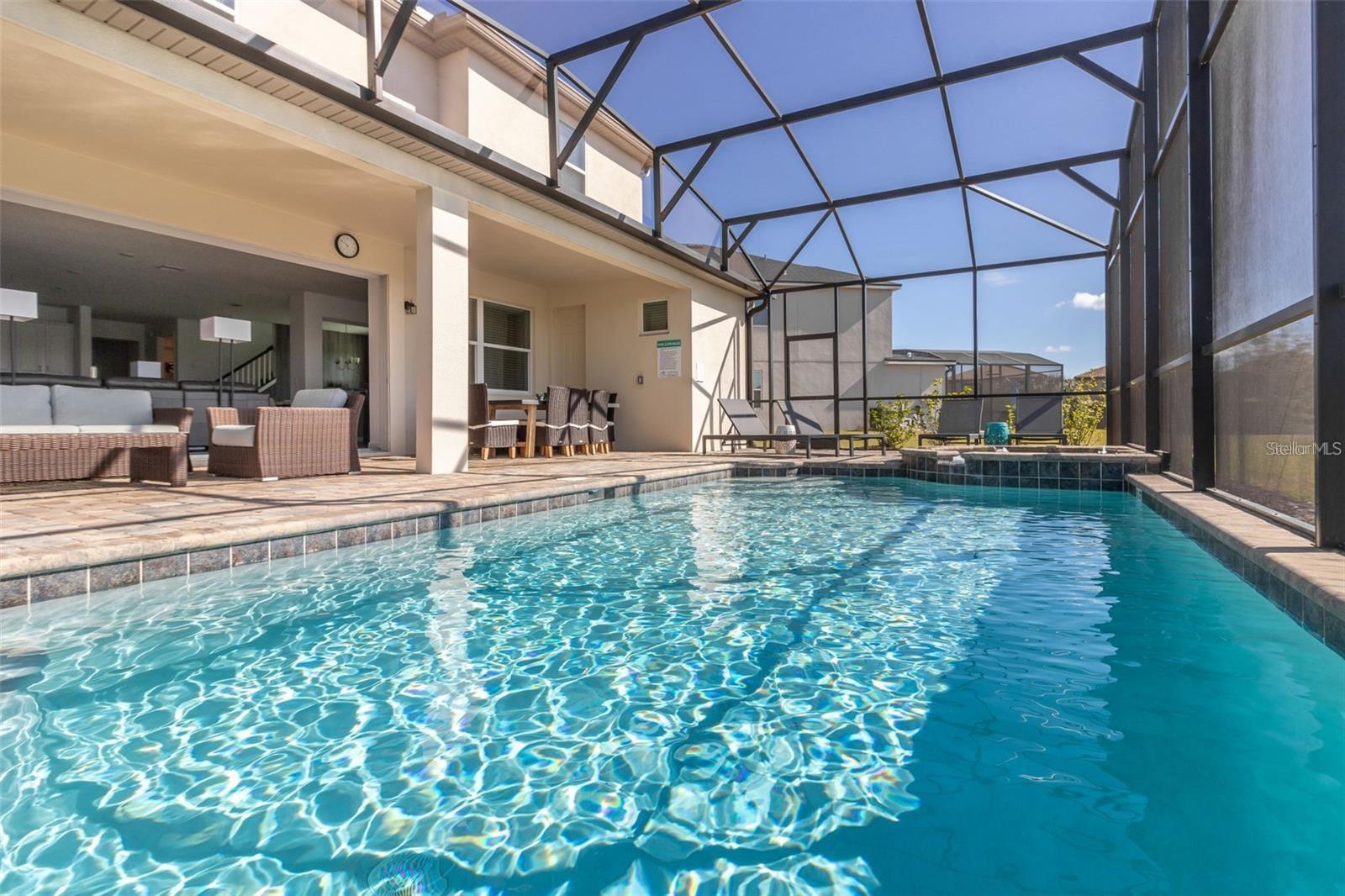 Image 7 of 84 For 8904 Caroline Bay Court