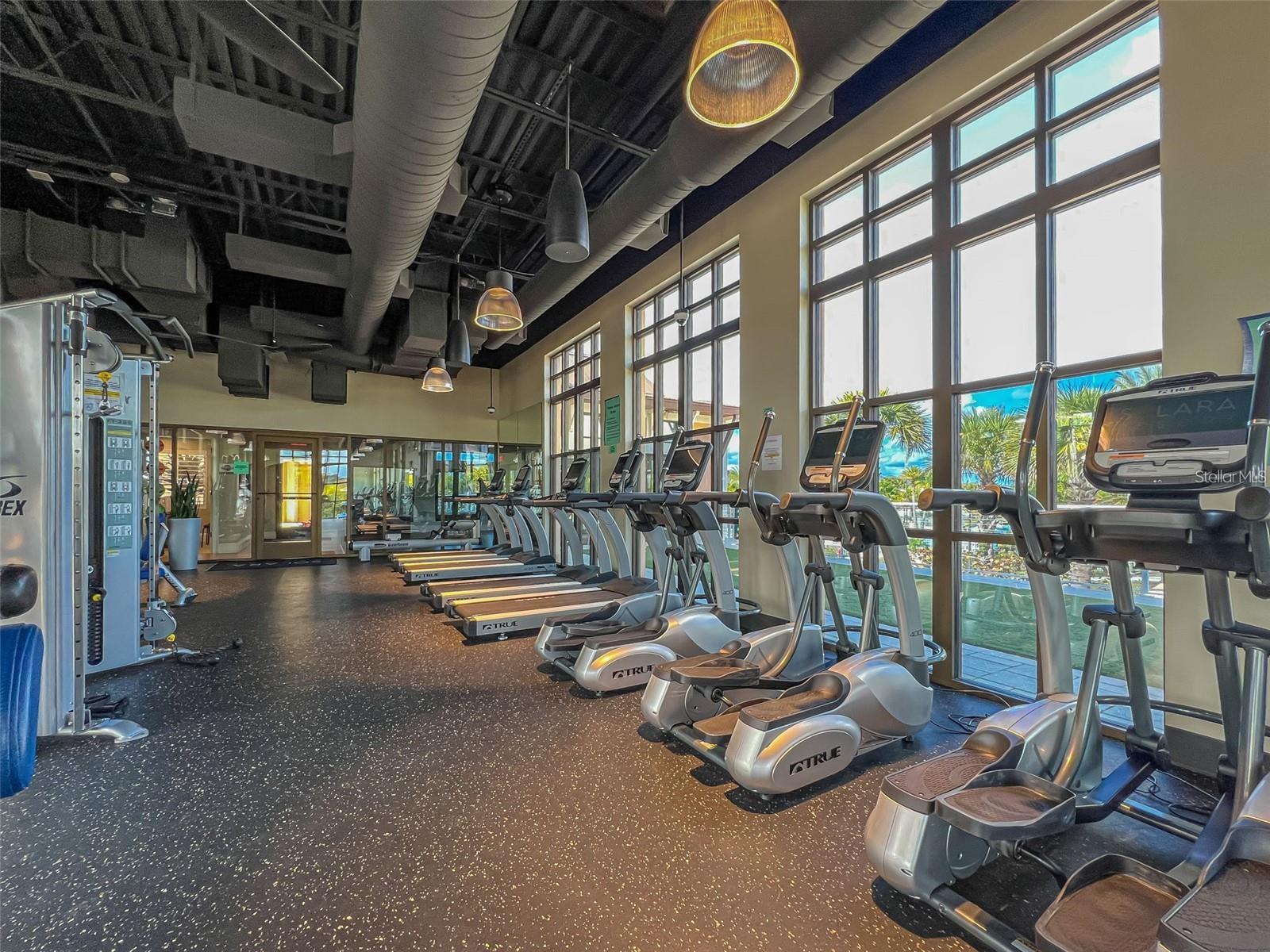 Image 76 of 84 For 8904 Caroline Bay Court