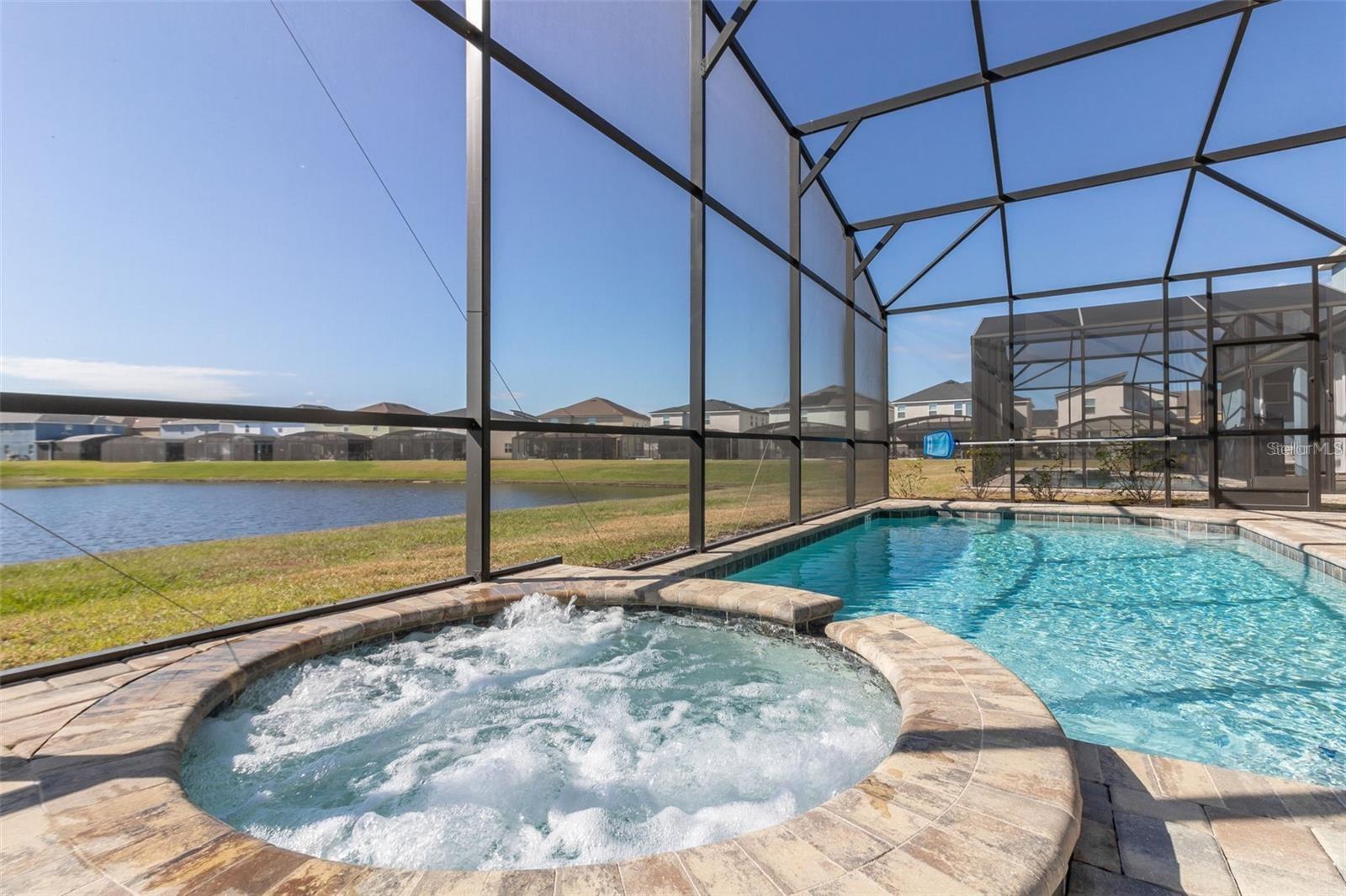 Image 9 of 84 For 8904 Caroline Bay Court