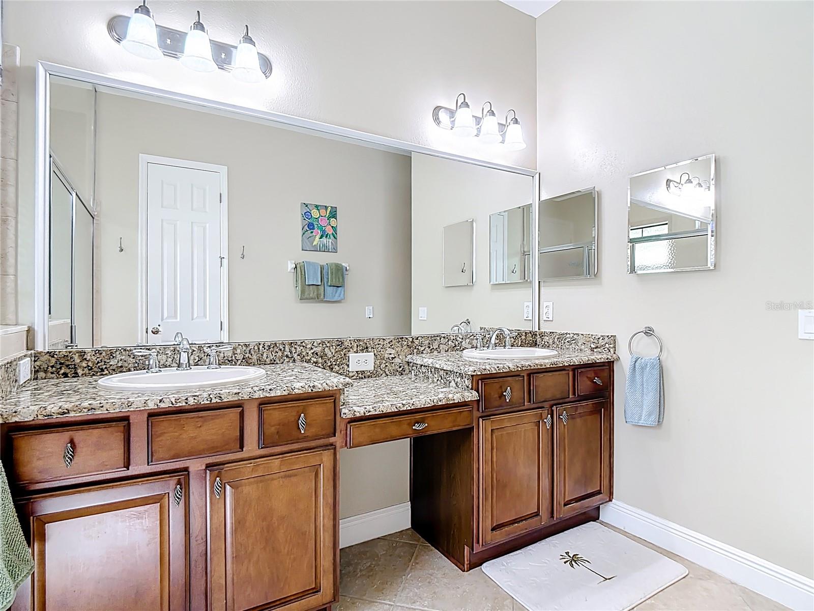 Image 21 of 65 For 477 Villa Park Road