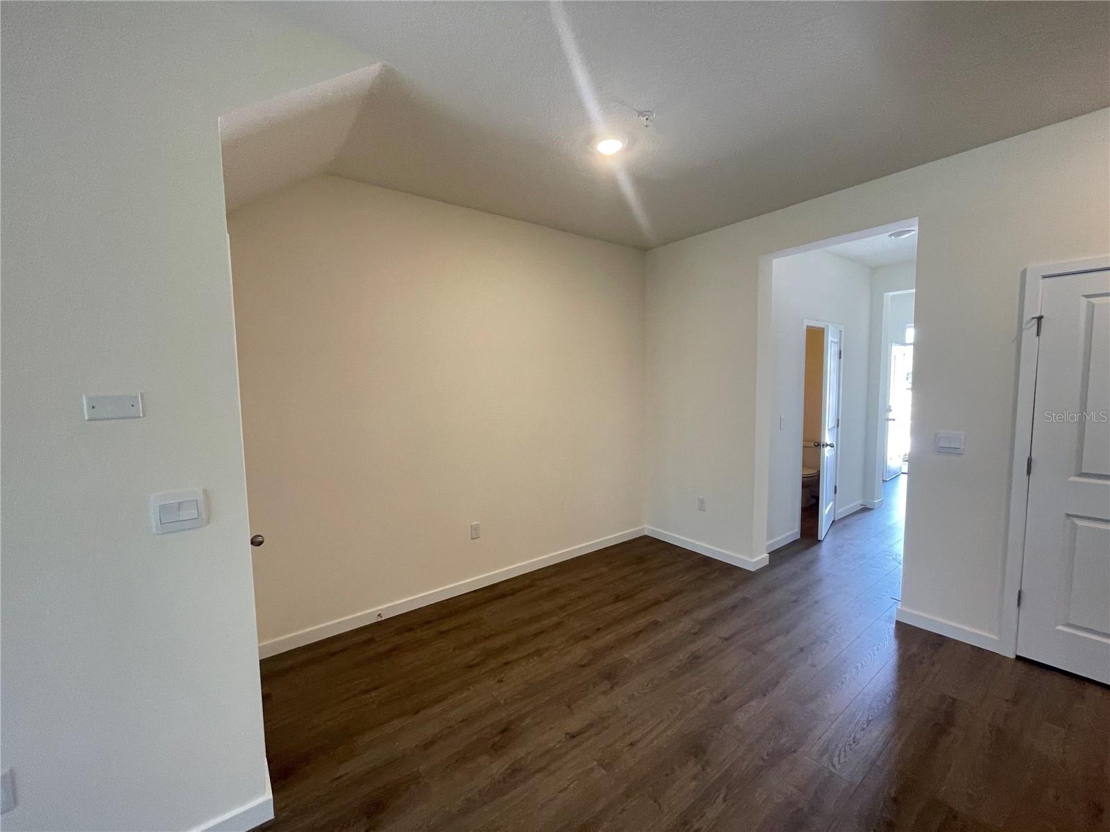 Image 10 of 25 For 3312 Chroma Street