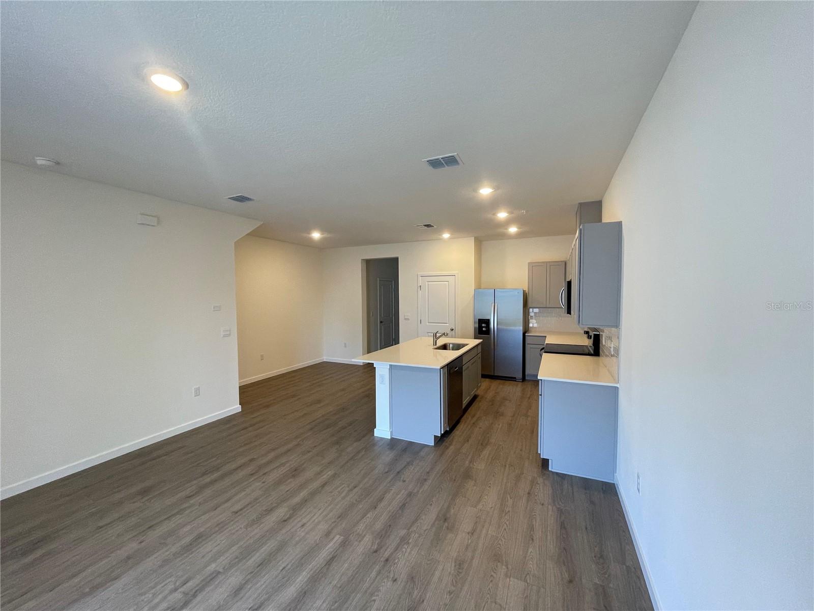 Image 3 of 25 For 3312 Chroma Street
