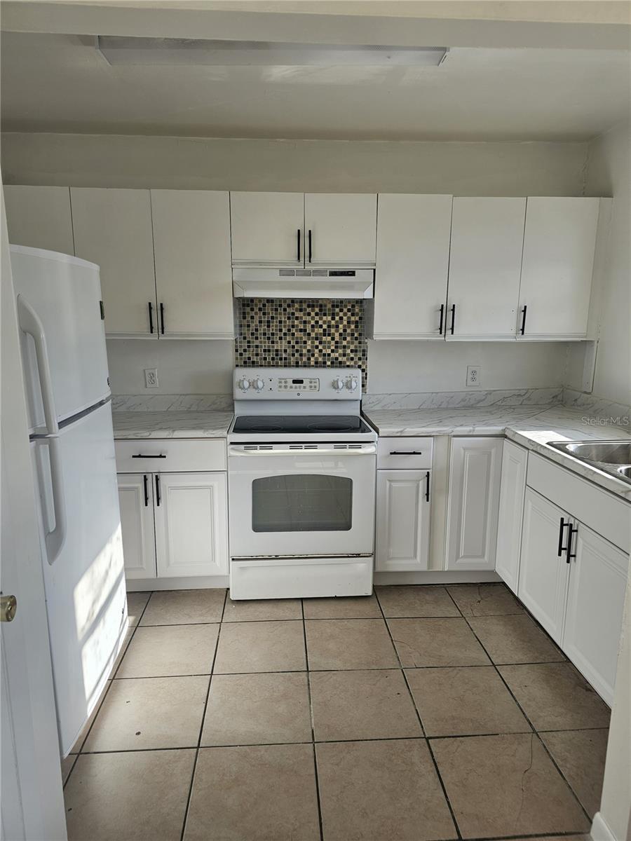 Image 6 of 14 For 1709 Michigan Avenue C