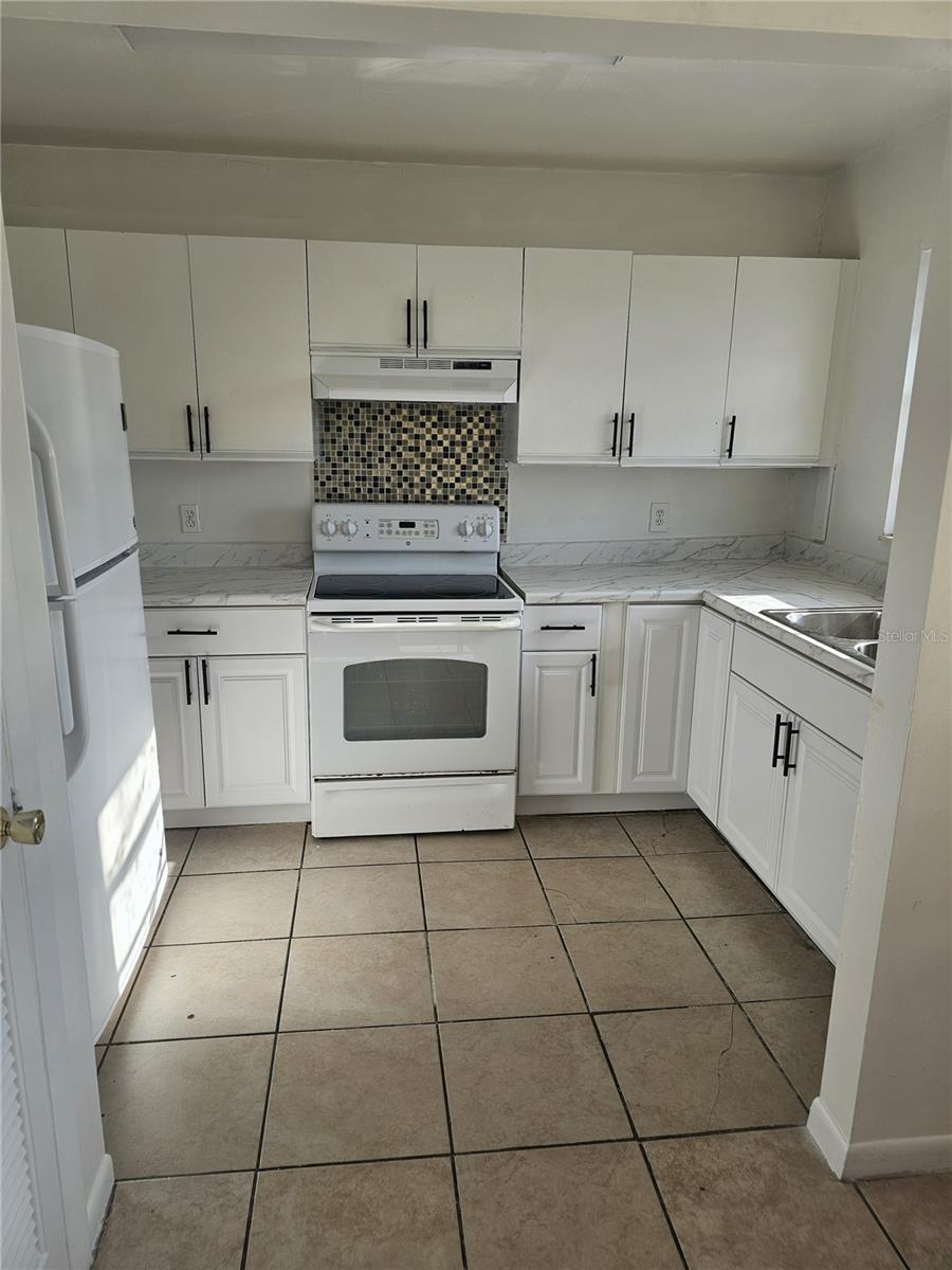 Image 7 of 14 For 1709 Michigan Avenue C