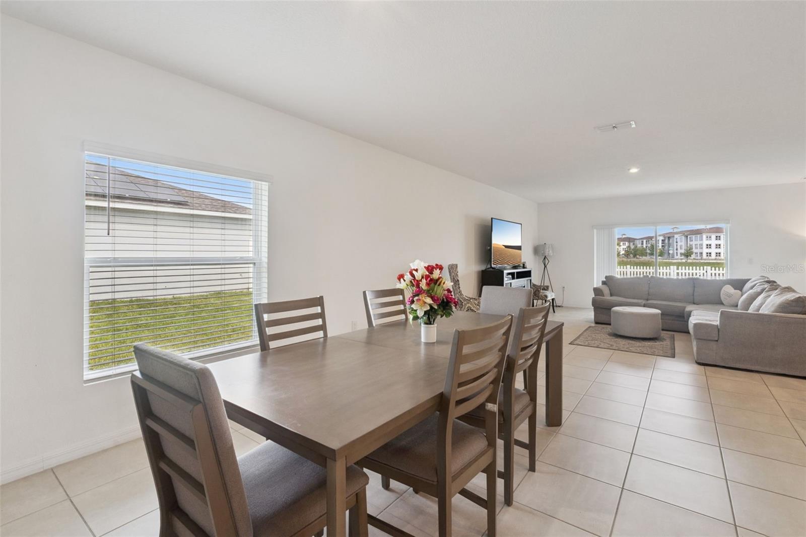 Image 11 of 29 For 392 Citrine Loop