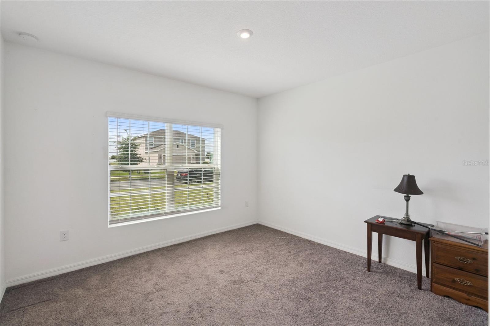 Image 19 of 29 For 392 Citrine Loop