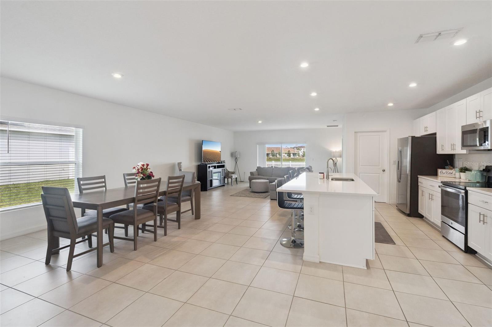 Image 5 of 29 For 392 Citrine Loop