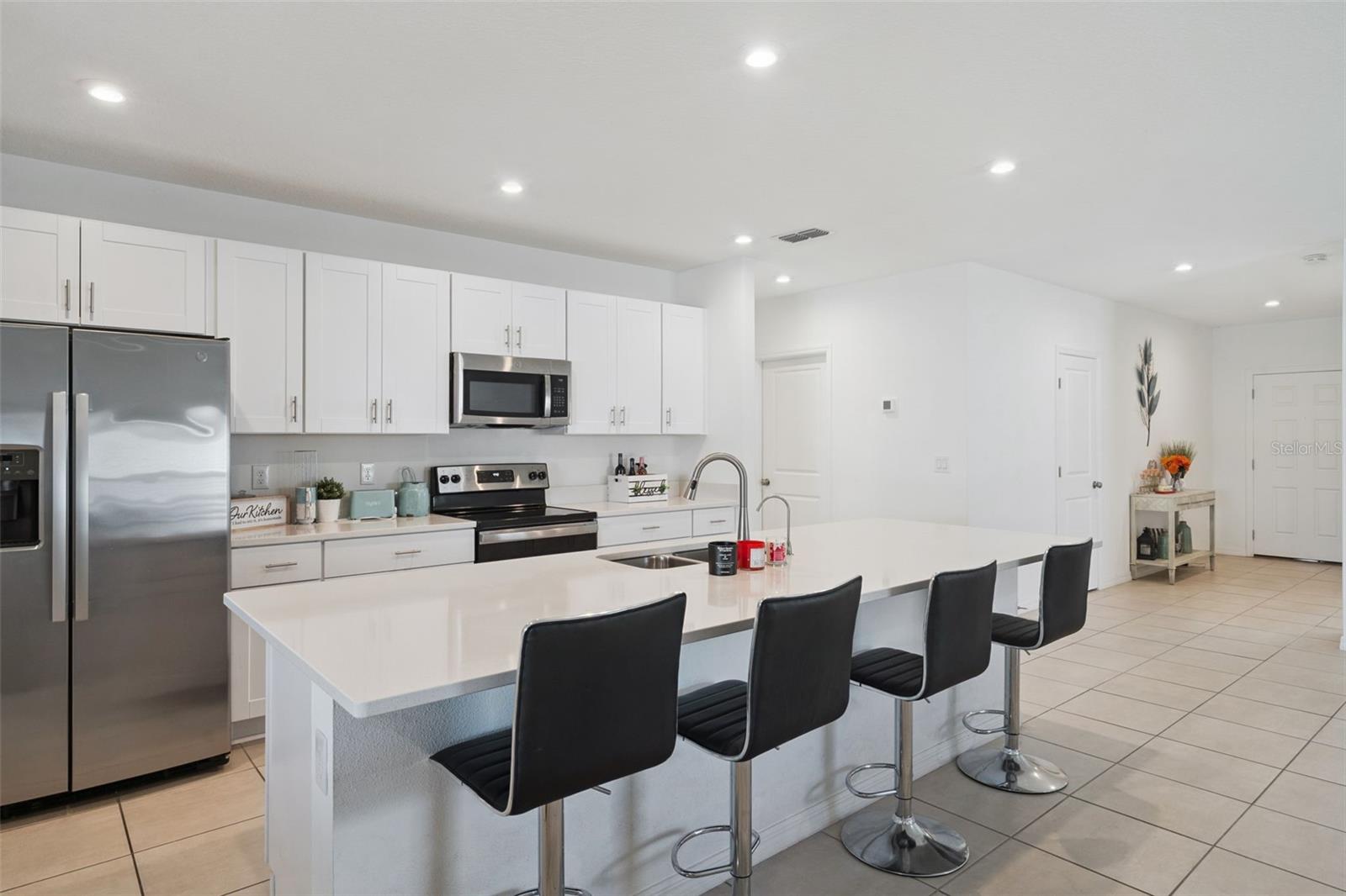 Image 6 of 29 For 392 Citrine Loop