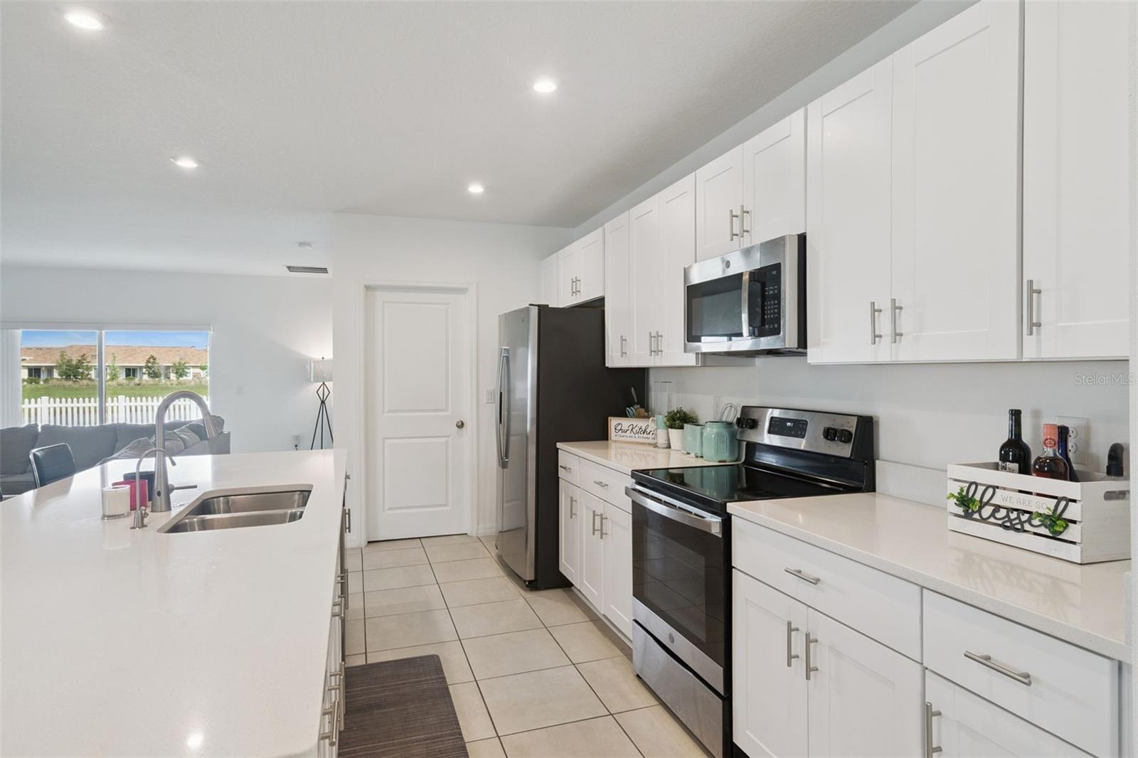 Image 8 of 29 For 392 Citrine Loop