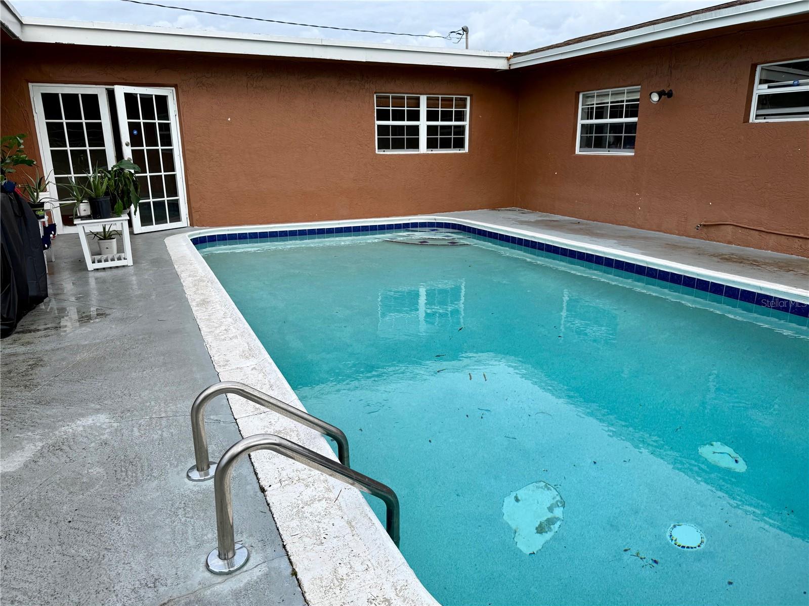 Image 2 of 11 For 132 15th Court