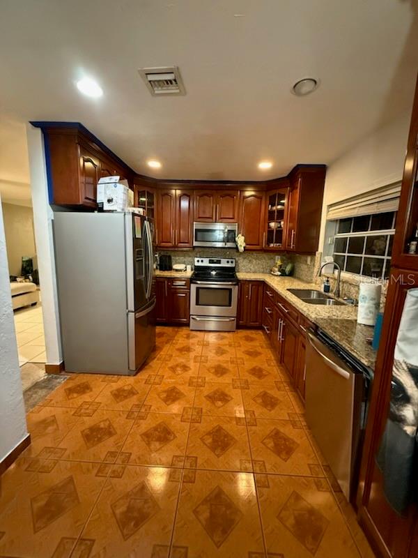 Image 3 of 11 For 132 15th Court