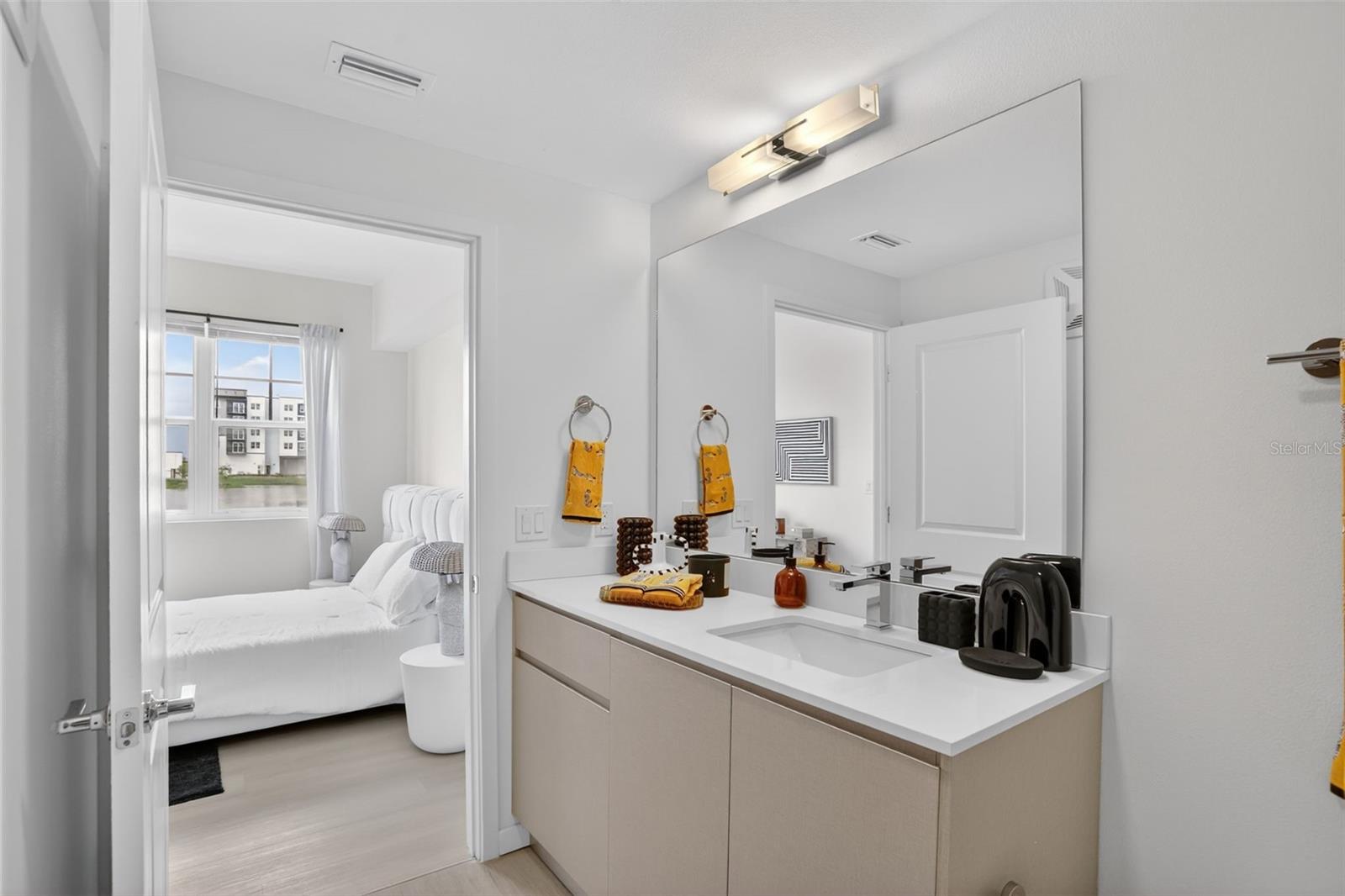 Image 8 of 13 For 5579 Millenia Park Boulevard 421