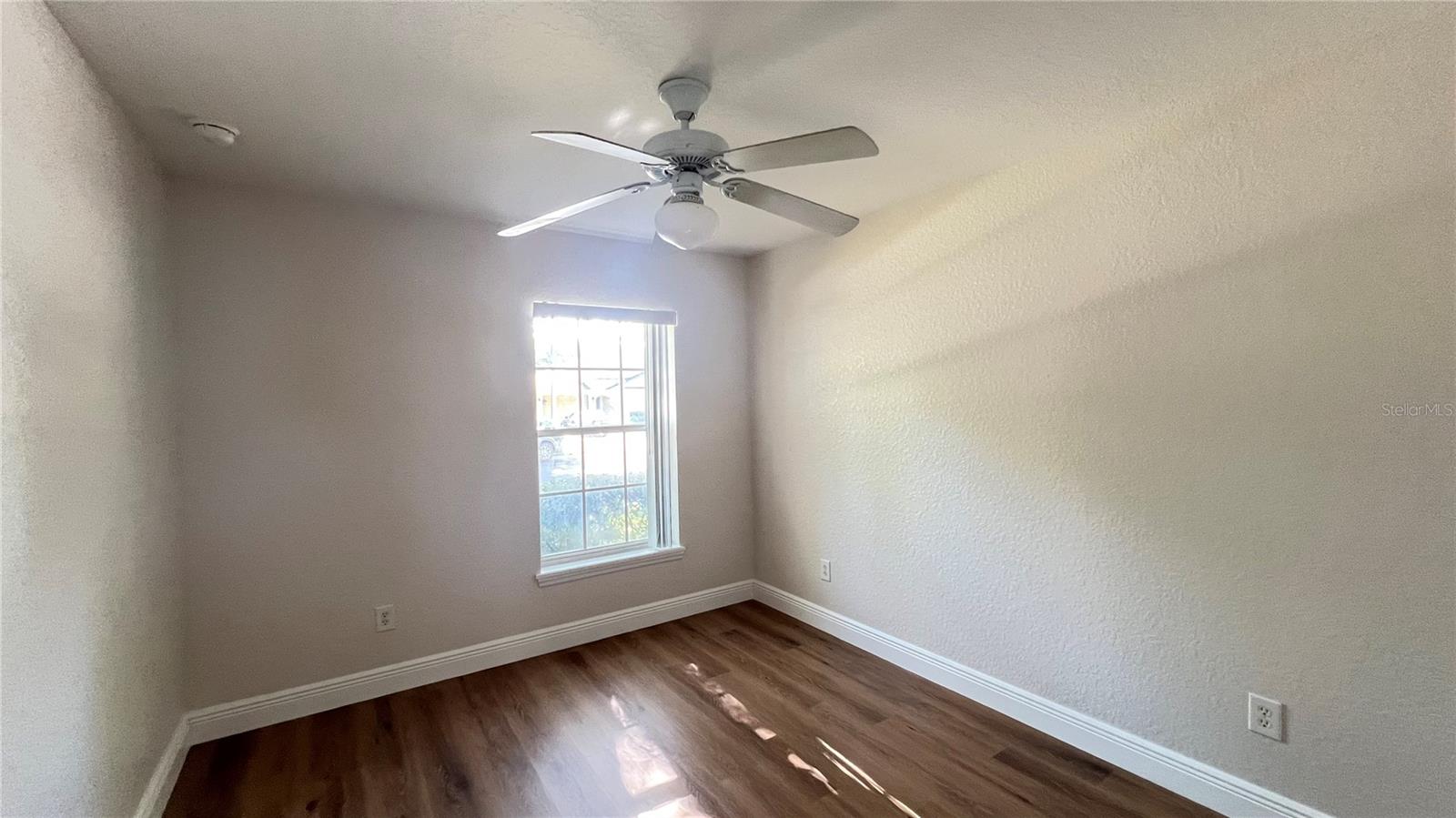 Image 20 of 37 For 1441 Silver Cove Drive