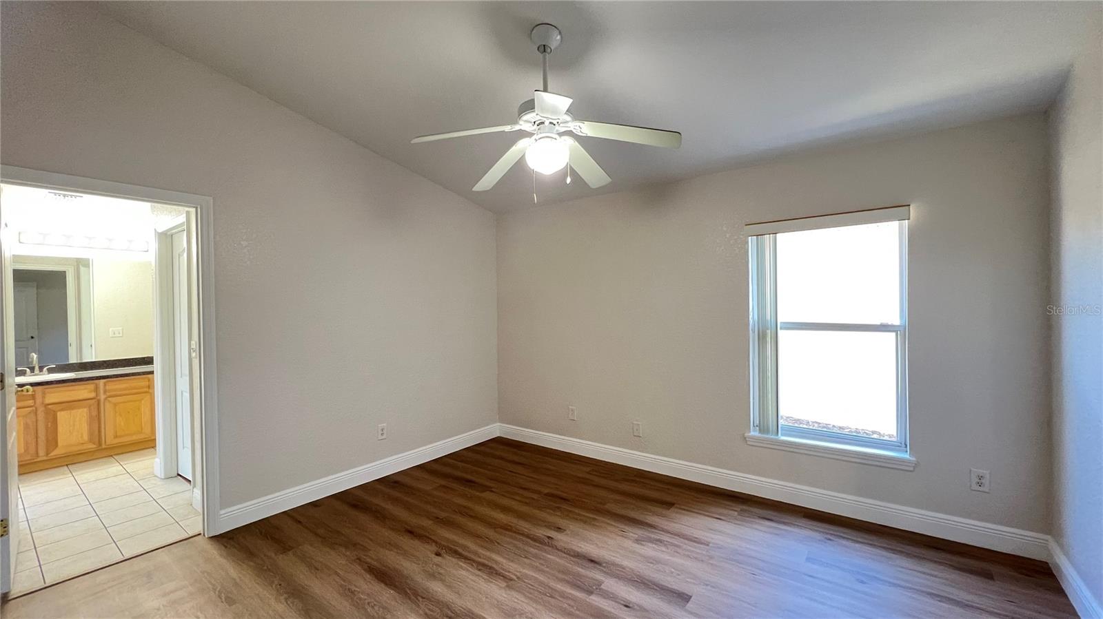 Image 24 of 37 For 1441 Silver Cove Drive